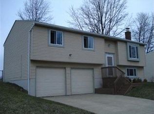 2815 E Celeste View Dr, Stow, OH 44224