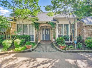 2915 Rush Creek Dr, Arlington, TX 76017