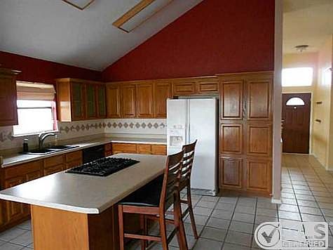 5th image of 4205 John B Oblinger Dr