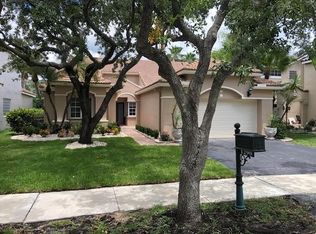 1290 Seabay Rd, Weston, FL 33326