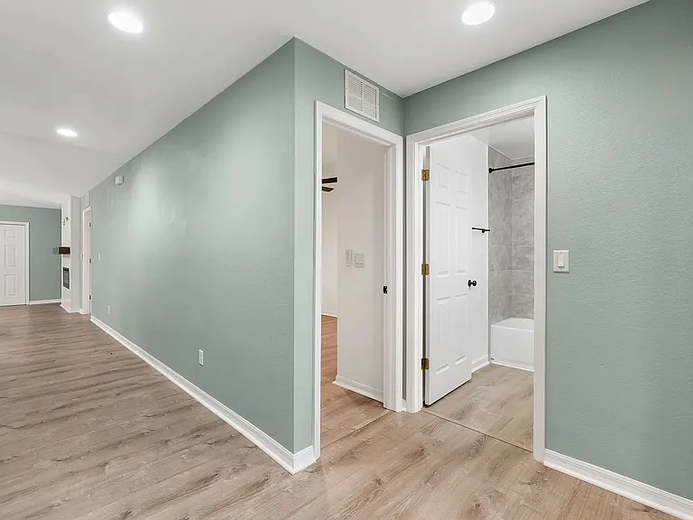 12380 Easha Blvd — Photo 14