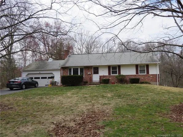 621 Dogwood Drive, Cheshire, CT 06410