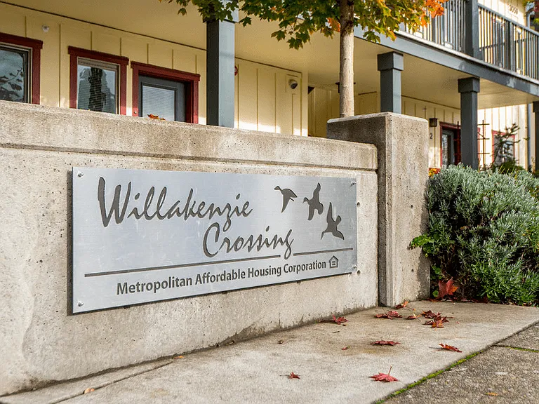 Willakenzie Crossing — Photo 1
