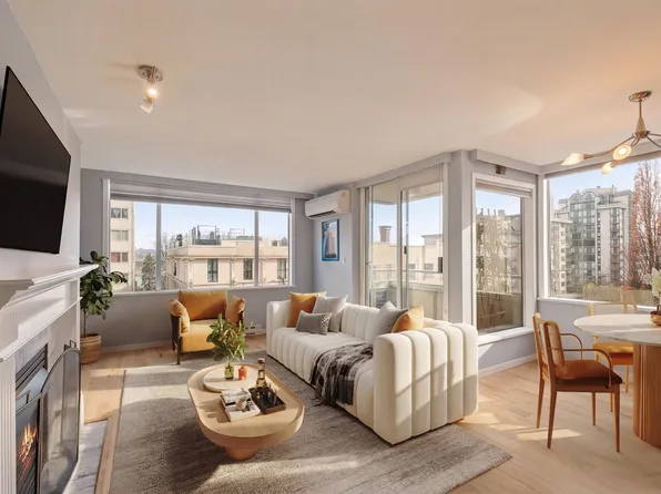 1436 Harwood St #403, Vancouver, BC V6G 1X5