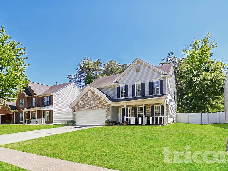 5606 Fenway Dr — Photo 1