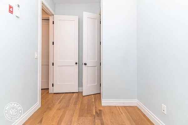 Rented by MySpaceNYC | media 4