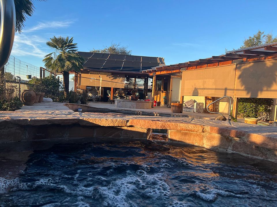 Main house Pool