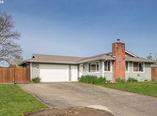 1360 SW Charles Ave, Dundee, OR 97115