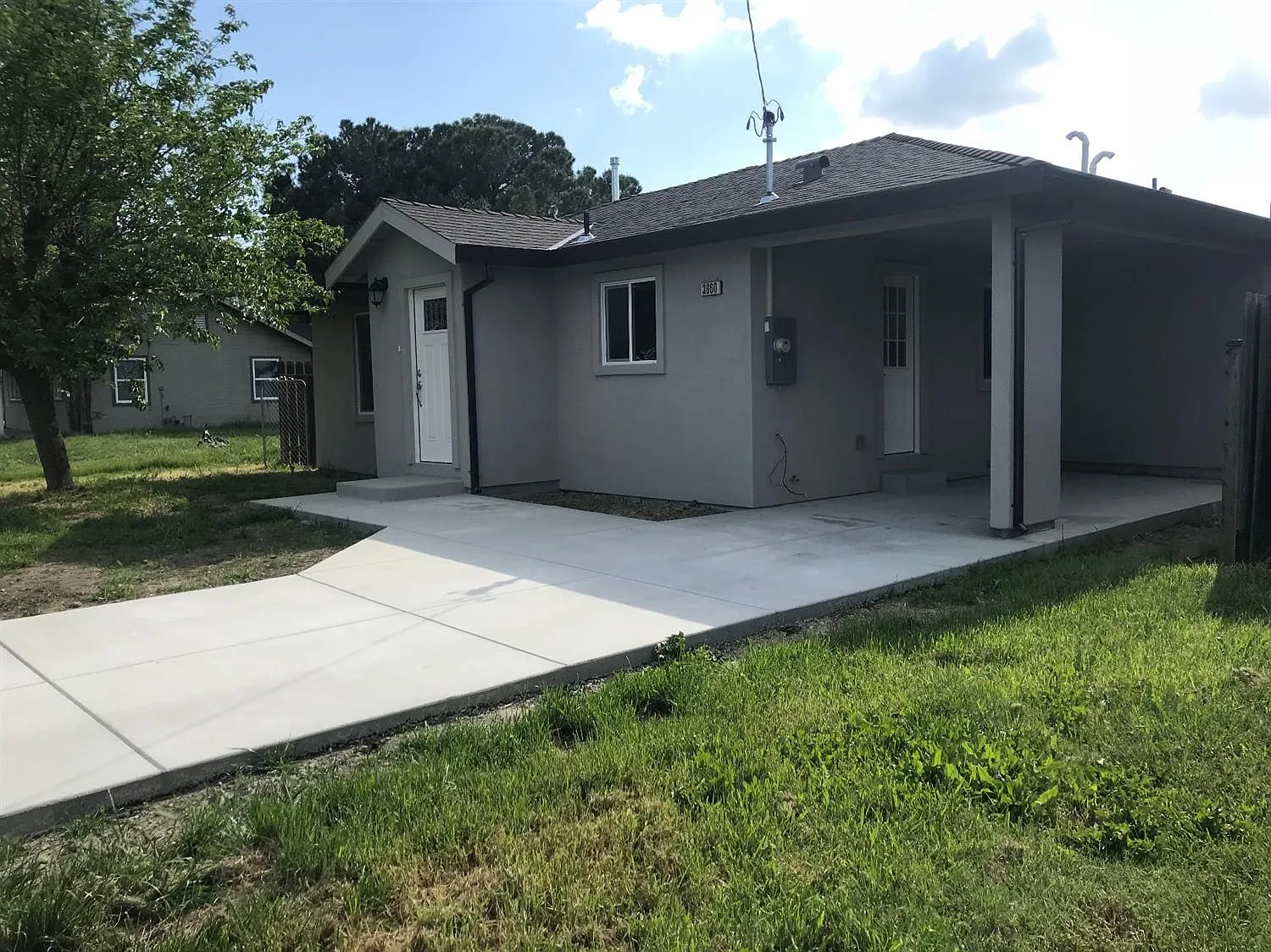 3660 Seymour Ave photo 1