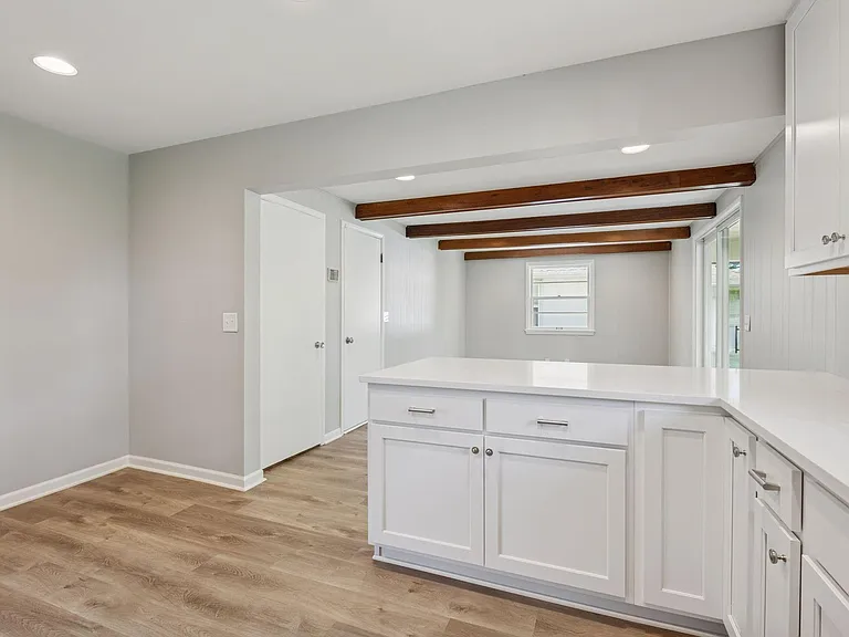 6416 Wilryan Ave — Photo 12