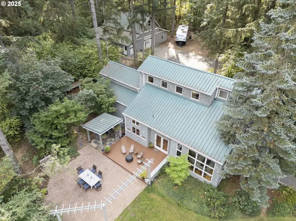 12370 SW Wheatland Dr, Sherwood, OR 97140