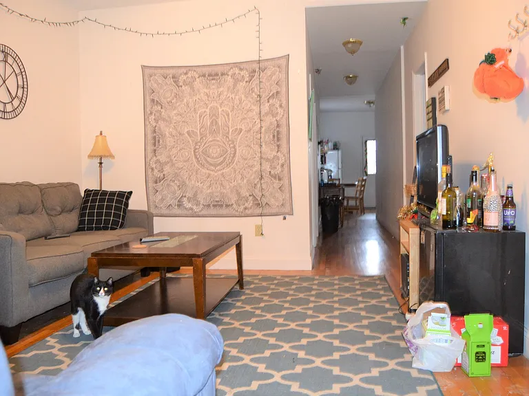 33 Egremont Rd #4 — Photo 3