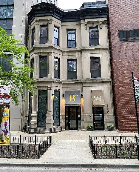 15 E Pearson St #3 — Photo 1
