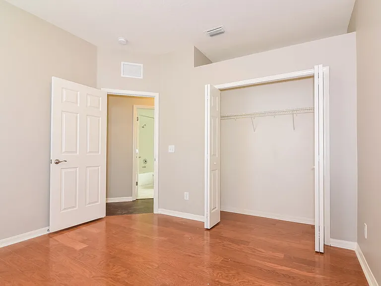 7936 Terrace Ridge Dr — Photo 12