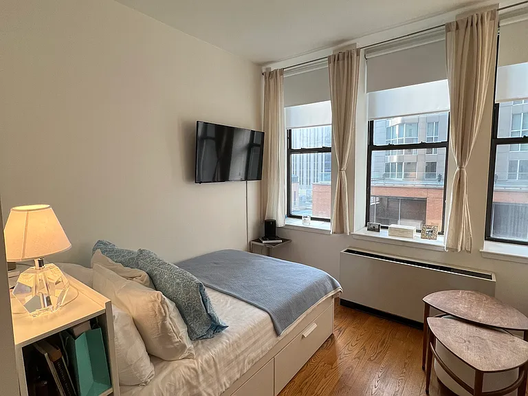 150 Nassau St #7J — Photo 4
