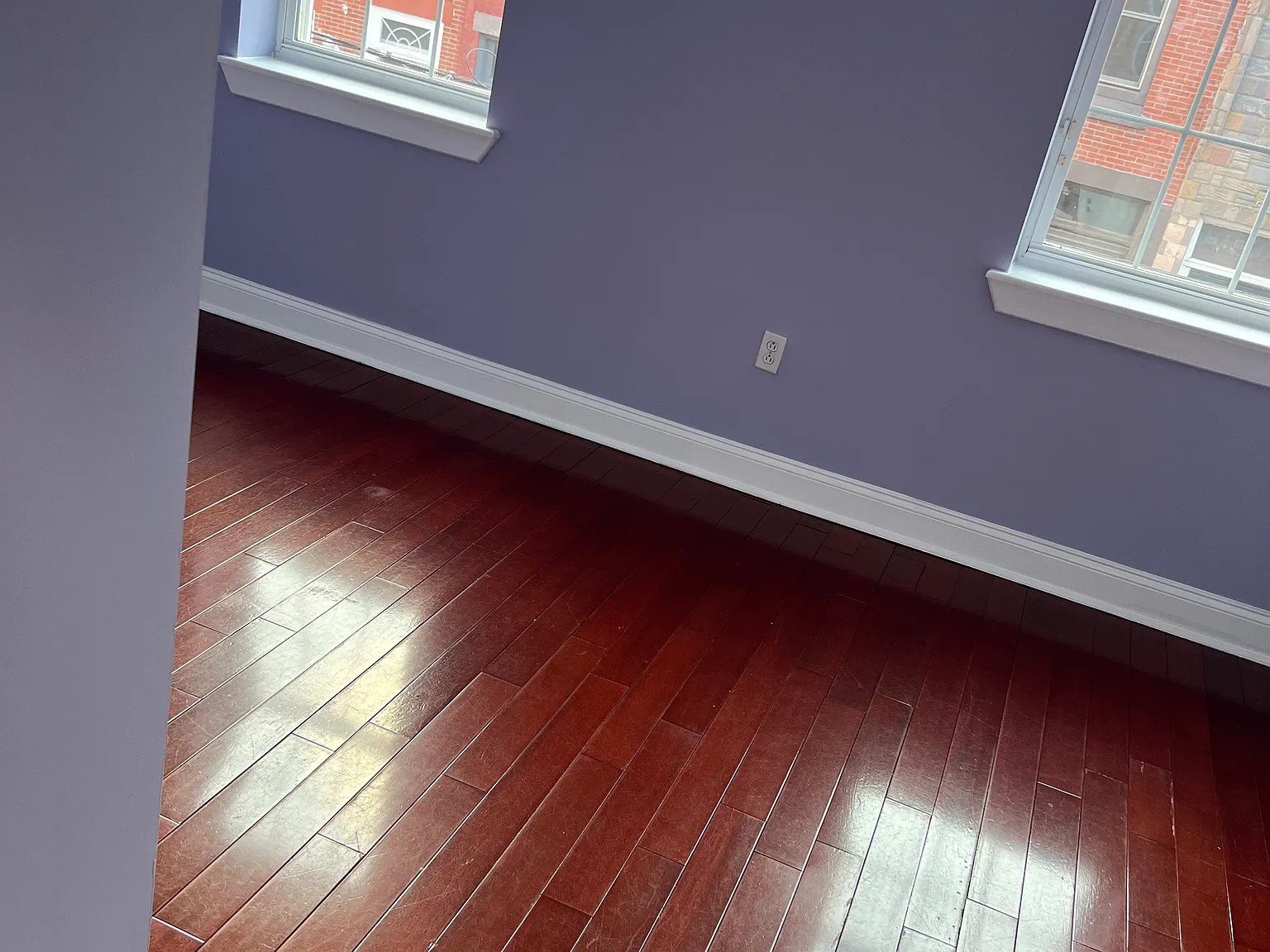 5 bed, 2000 sqft, $2,300 — Photo 4
