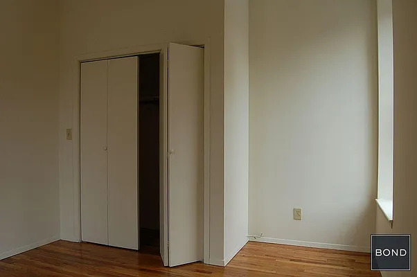 Rented by Bond New York | media 10