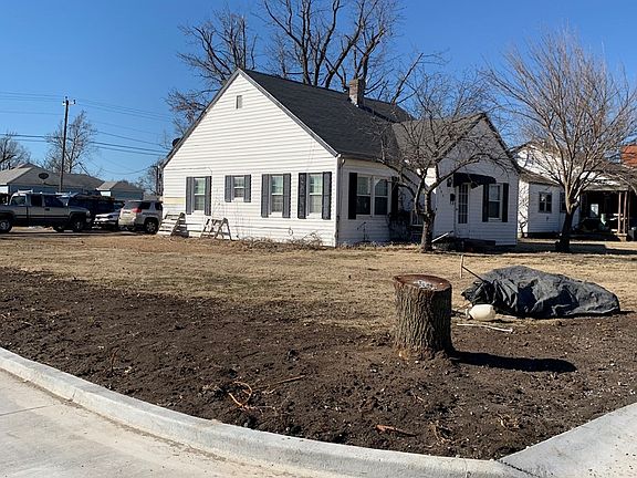 2nd image of 1000 W Highland Ave