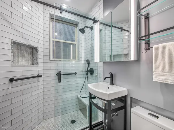 254 West 25th Street image 7 of 9