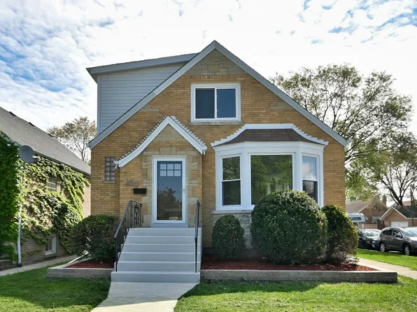 3001 N Neenah Ave, Chicago, IL 60634