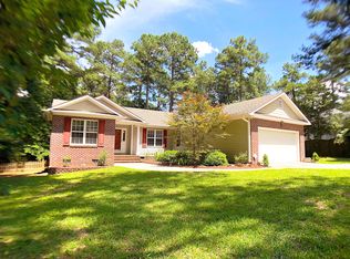 812 Quail Ct, Vass, NC 28394