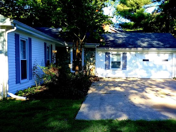 4th image of 305 Cotton Blossom Ct