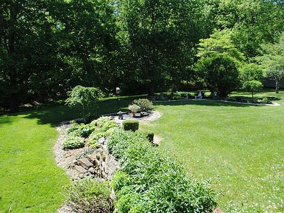 2nd image of 109 Woodland Dr
