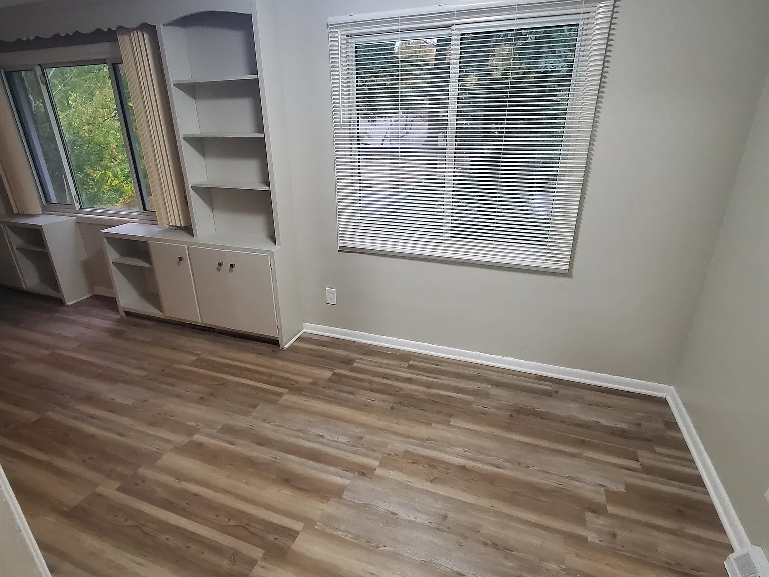 2 bed, 1100 sqft, $1,200 — Photo 4