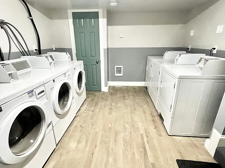 151 Crescent St #2C — Photo 13
