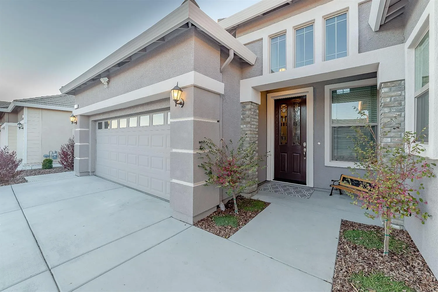 3025 Oak Trail Way photo 1
