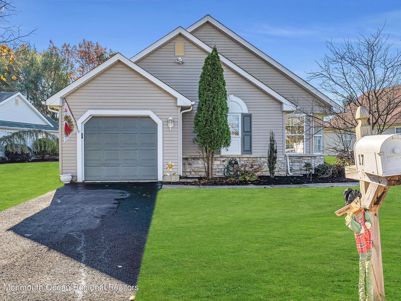 17 Pine Hollow Lane, Lakewood, NJ 08701 Zillow