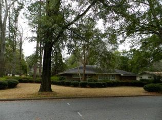 3220 Meadowbrook Dr, Columbus, GA 31907
