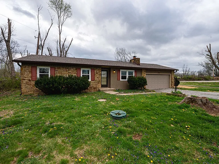 4621-4655 S Acorn Dr — Photo 52