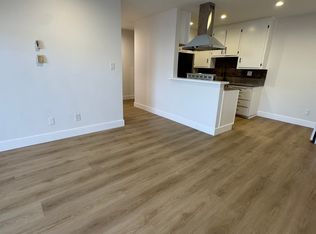 5511 Corteen Pl APT 7, Valley Village, CA 91607