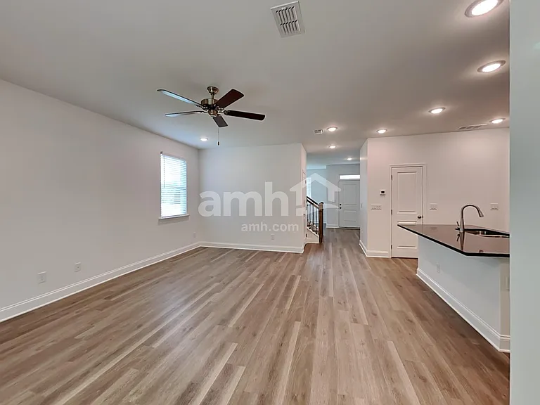 199 Sapling Way — Photo 5