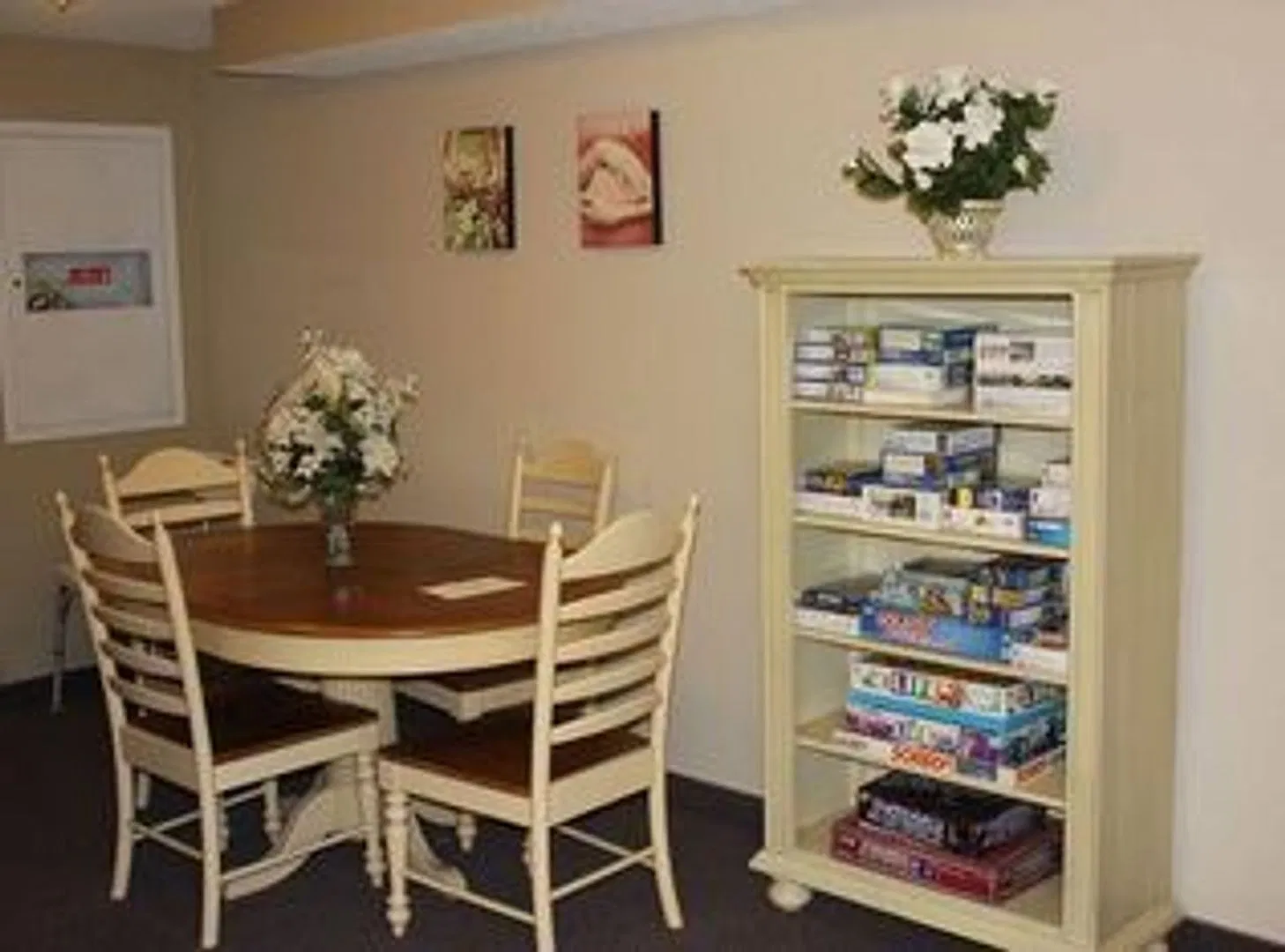 Springpointe Apartments — Photo 4