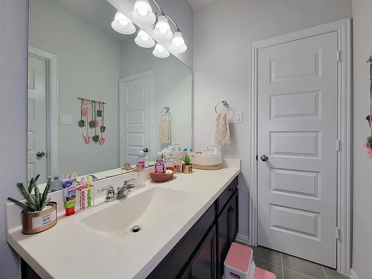 4010 Palmer Meadow Ct — Photo 27