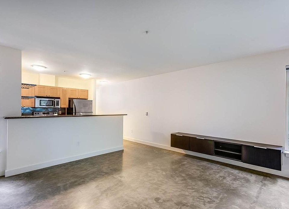 Custom built-in entertainment shelf stays
