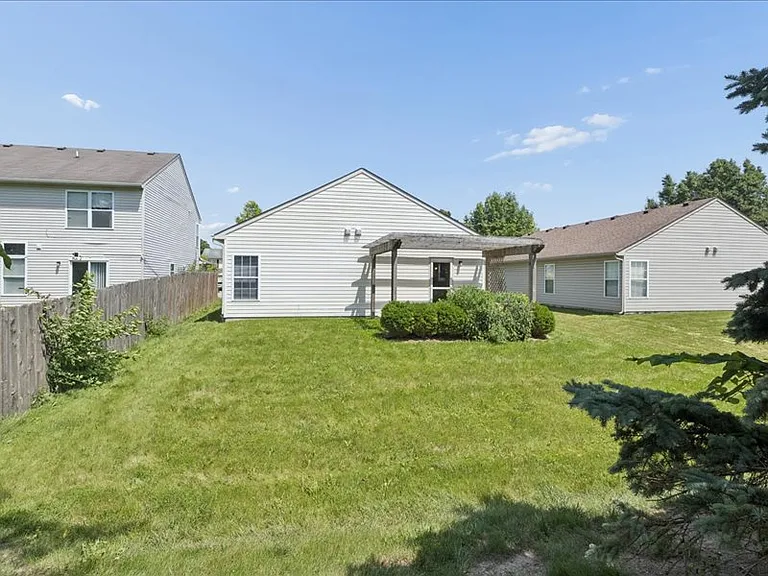 15501 Wandering Way — Photo 28
