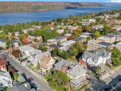 21 Lake Avenue, Yonkers, NY, 10703