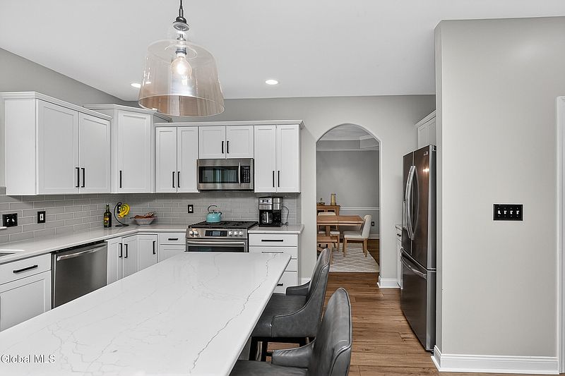 3rd image of 58 Egmont Court