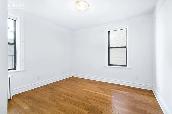 Sold by Sotheby's International Realty | media 16