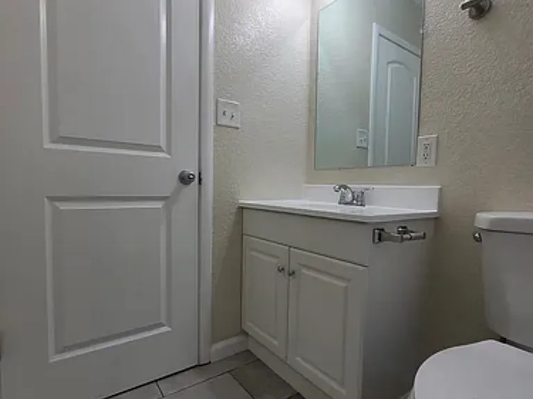 1830 Richardson St #4 — Photo 11