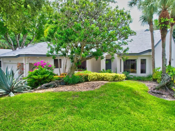 69 Bristol Drive, Boynton Beach, FL 33436