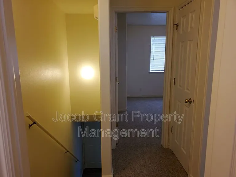 4946 Cole St #1 — Photo 10