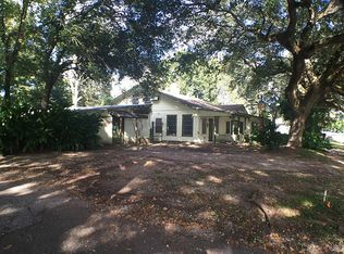 605 E Cedar St, Angleton, TX 77515