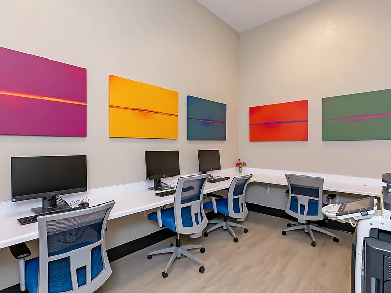 Property business center/computer lab