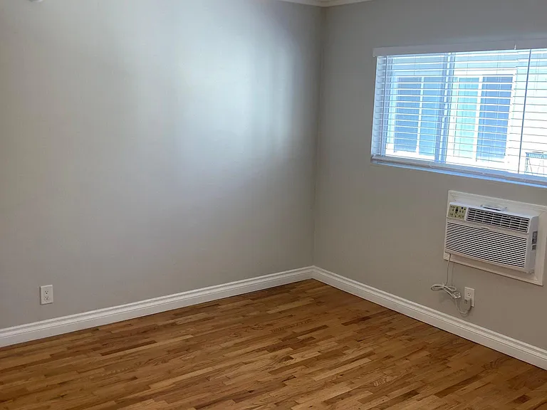 1926 S Shenandoah St #7 — Photo 14