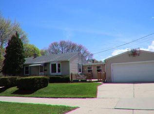 4701 W Manitoba St, Milwaukee, WI 53219