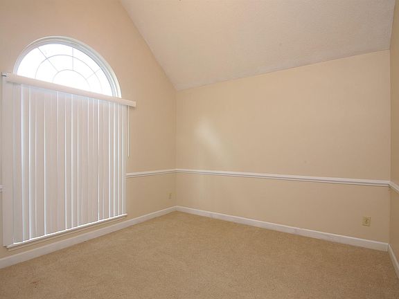 4th image of 506 Bally Bunion Ln